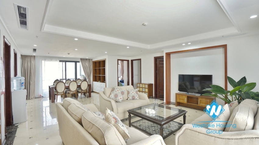 A nice and new 4 bedroom apartment for rent in Ba dinh, Ha noi